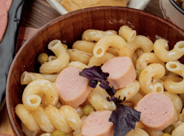 31 Cheap Dinners Every 90s Kid Remembers Their Mom Making