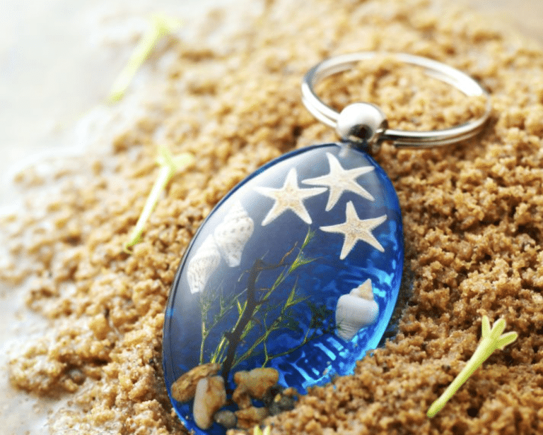 31 Tiny Gifts So Small They Fit Inside a Christmas Card