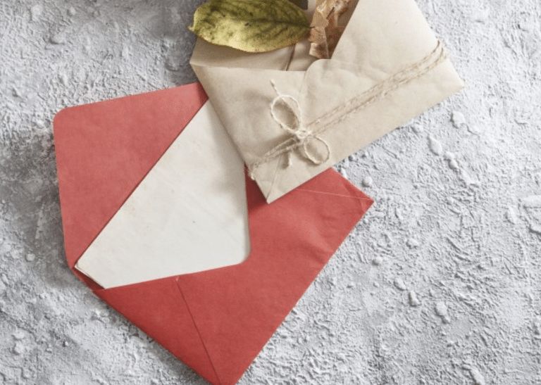 The Lost Art of Sending Mail People Keep: A Practical Guide to Letters and Tiny Gifts