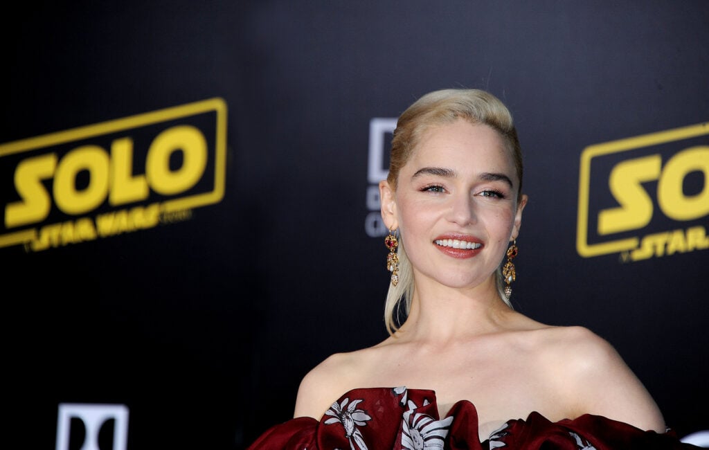 Emilia Clarke gets all the eyes on her thanks to her distinguished beauty
